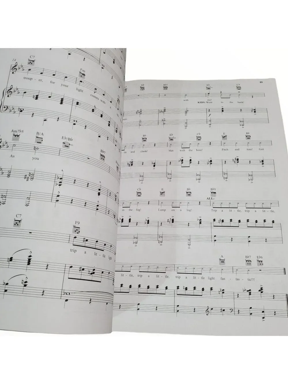 Disney Mary Poppins Returns Book Music from the motion picture soundtrack